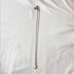 Kendra Scott necklace